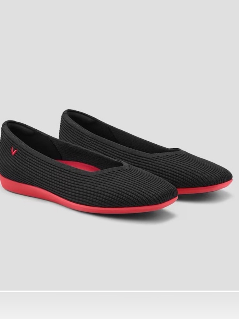 Black and Red Women's Slip-On Flats 9-9.5 (41 ) VIVAIA